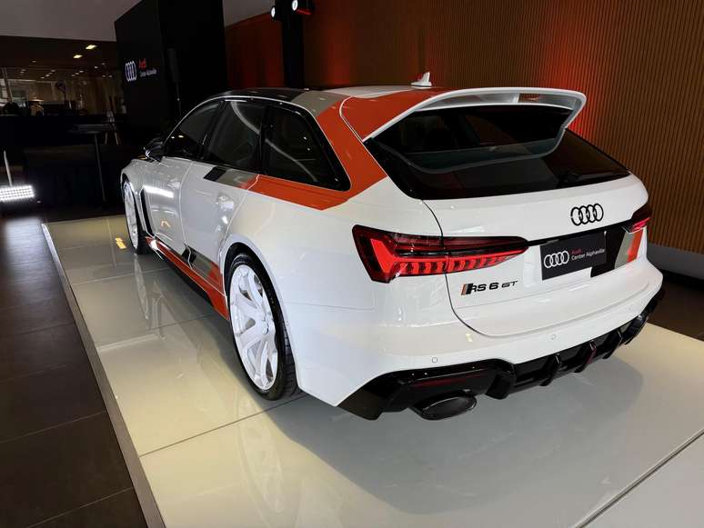 Novo Audi RS6 Avant GT