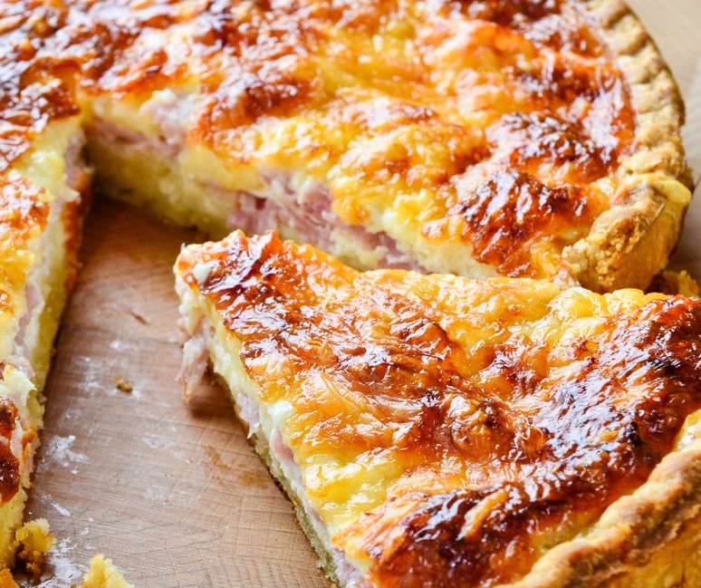 Quiche tradicional - fácil e saborosa