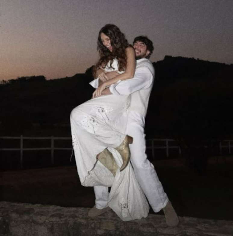 Rafa Kalimann e Nattanzinho anunciam o sexo de seu primeiro filho e nome do bebê