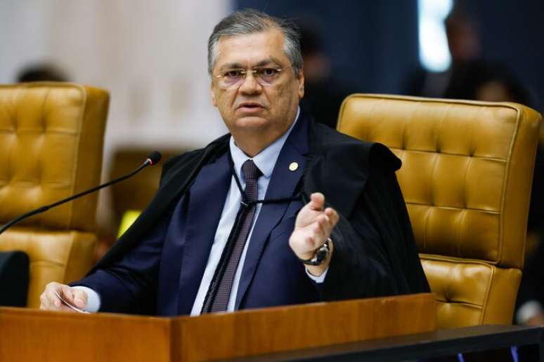 Encaminhamento de Dino ao TCU ocorreu após um pedido formal do governo federal ao Supremo