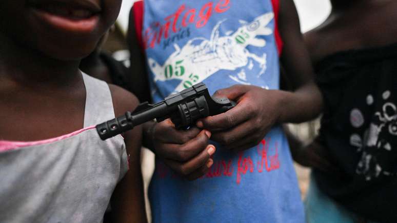 A vulnerabilidade e o abandono do Estado explicam, em parte, o alto n&uacute;mero de menores recrutados pelo crime na Col&ocirc;mbia