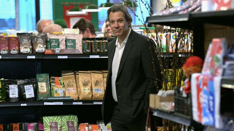 Haddad destacou que, apesar do fim da isen&ccedil;&atilde;o, os t&iacute;tulos como LCIs, LCAs, CRIs e CRAs, entre outros, v&atilde;o continuar atrativos em rela&ccedil;&atilde;o a outros ativos