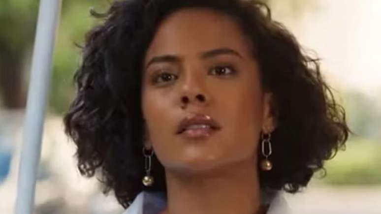 Star of “Vale Tudo”, Bella Campos reveals the reason to hide opinions: “Odeio”