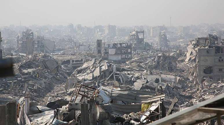 Vista a&eacute;rea da devasta&ccedil;&atilde;o em Jabalia, no norte de Gaza, em 30 de janeiro de 2025