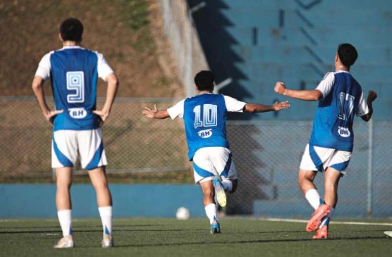 Fotos: Gustavo Martins/ Cruzeiro - Legenda: Cruzeiro goleou o Grêmio na Toca da Raposa I