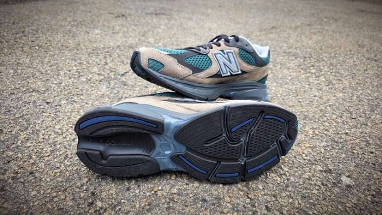 New Balance ABZORB 2010