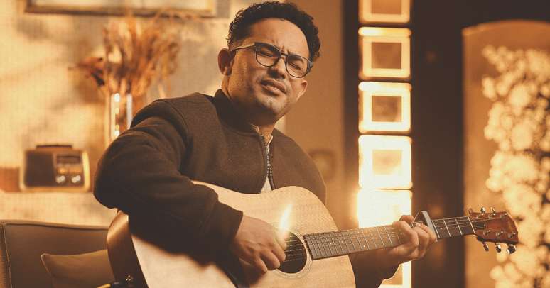 Misaias Oliveira lança música em comemoração ao Dias dos Namorados