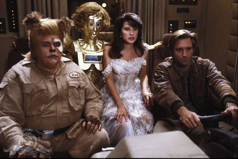 Dirigido por Mel Brooks e lançado em 1987, 'S.O.S. - Tem um Louco Solto no Espaço' satiriza a franquia 'Star Wars'