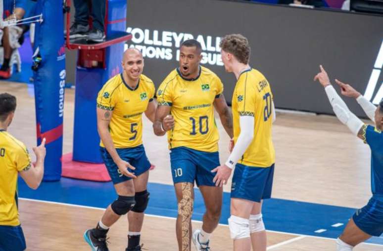 Brazil has changes to face Cuba