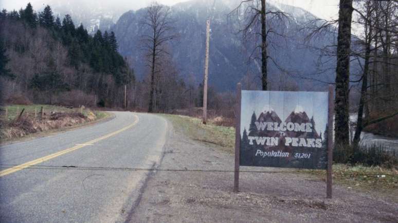 Qual a ordem cronológica dos filmes e séries de Twin Peaks?