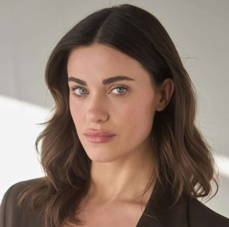 Genevieve Chenneoour, actress of “Bridgergeton”, faces the cellular thief in London; See video