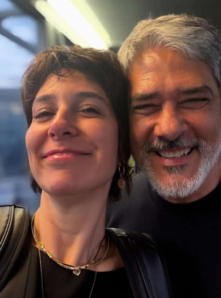 Selfie de Natasha Dantas e Bonner na viagem de férias: a alegria de curtir a primavera europeia