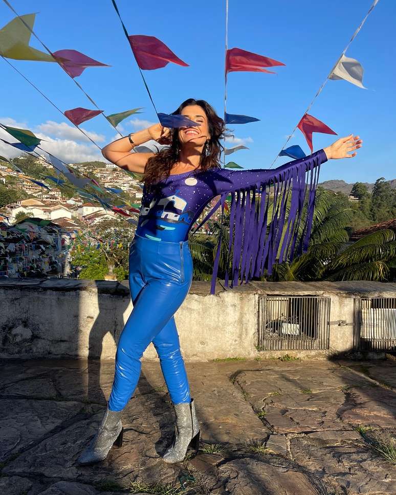 Mariana Aydar se apresenta no Terraiá neste domingo, 15
