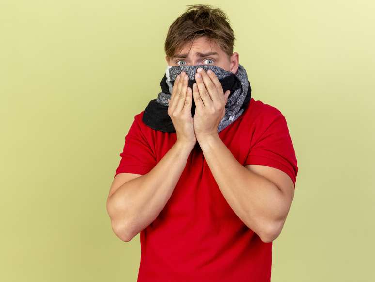 O cheiro do pum indicar excesso de proteína ou carboidrato