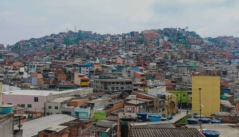 Um dos principais desejos dos moradores da Vila São Pedro é ter o documento que regulariza a posse do imóvel.