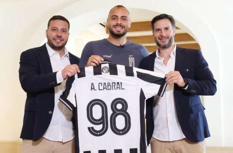 Joaquín Corrêa também foi apresentado em Santa Barbara, Estados Unidos –