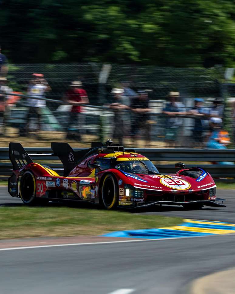 Ferrari #50 pilotada por Antonio Fuoco