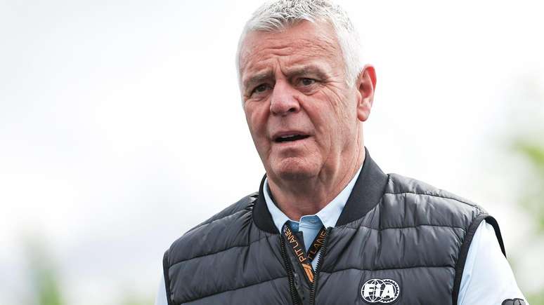 Derek Warwick durante final de semana de Grande Prêmio