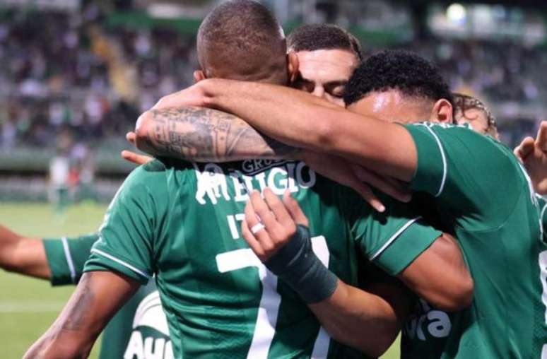 Ferroviária pela Série B do Campeonato Brasileiro –