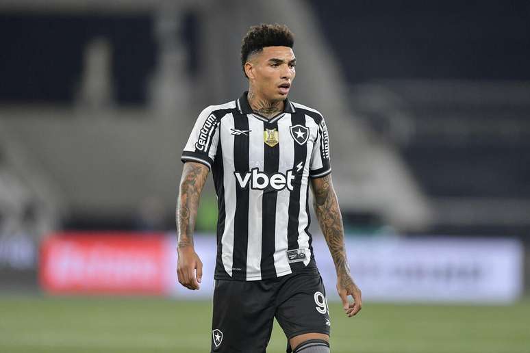 Igor Jesus (Botafogo) durante jogo contra o Ceará, no dia 04.06.2025 