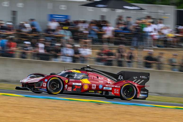 O Ferrari #51 seguiu na ponta
