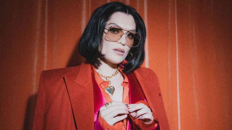 Como anda o tratamento de Jessie J contra o câncer