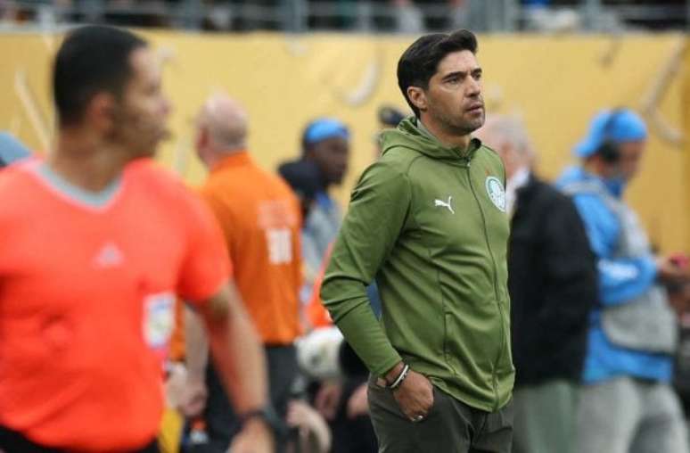 Palmeiras estreia com empate no Mundial de Clubes –