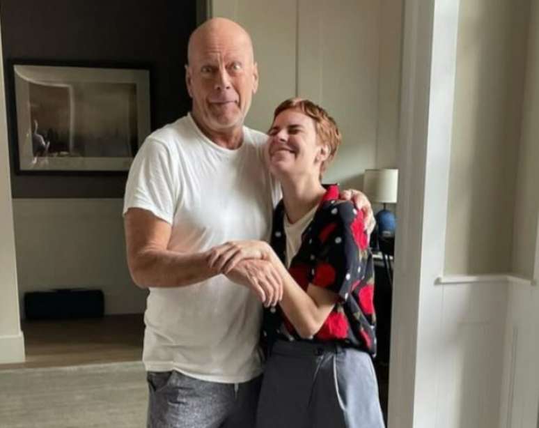 Bruce Willis in honor of Father's Day Bruce Willis in honor of Father's Day