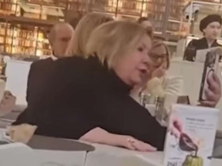 Mulher foi presa após chamar homem de "bicha nojenta" em cafeteria do Shopping Iguatemi.