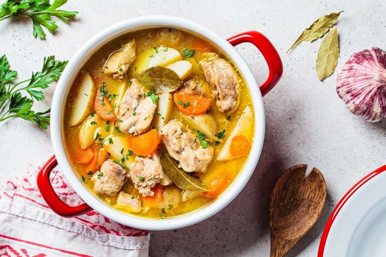 Chicken soup with oats and vegetables Chicken soup with oats and vegetables