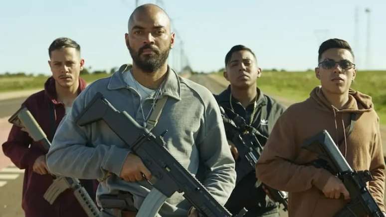 'DNA do Crime' segue liderando o ranking de séries mais vistas da Netflix no Brasil desde o seu lançamento, em 4 de junho