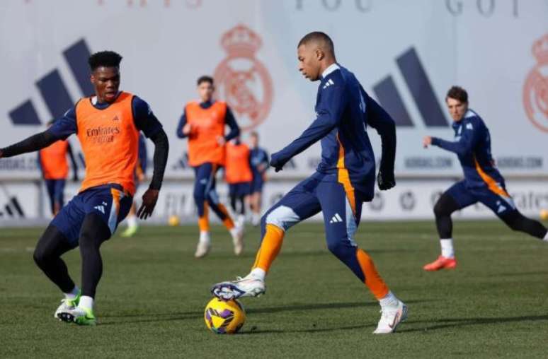Mbackcécécécvecécé puede estar fuera del debut del Real Madrid para el club del mundo