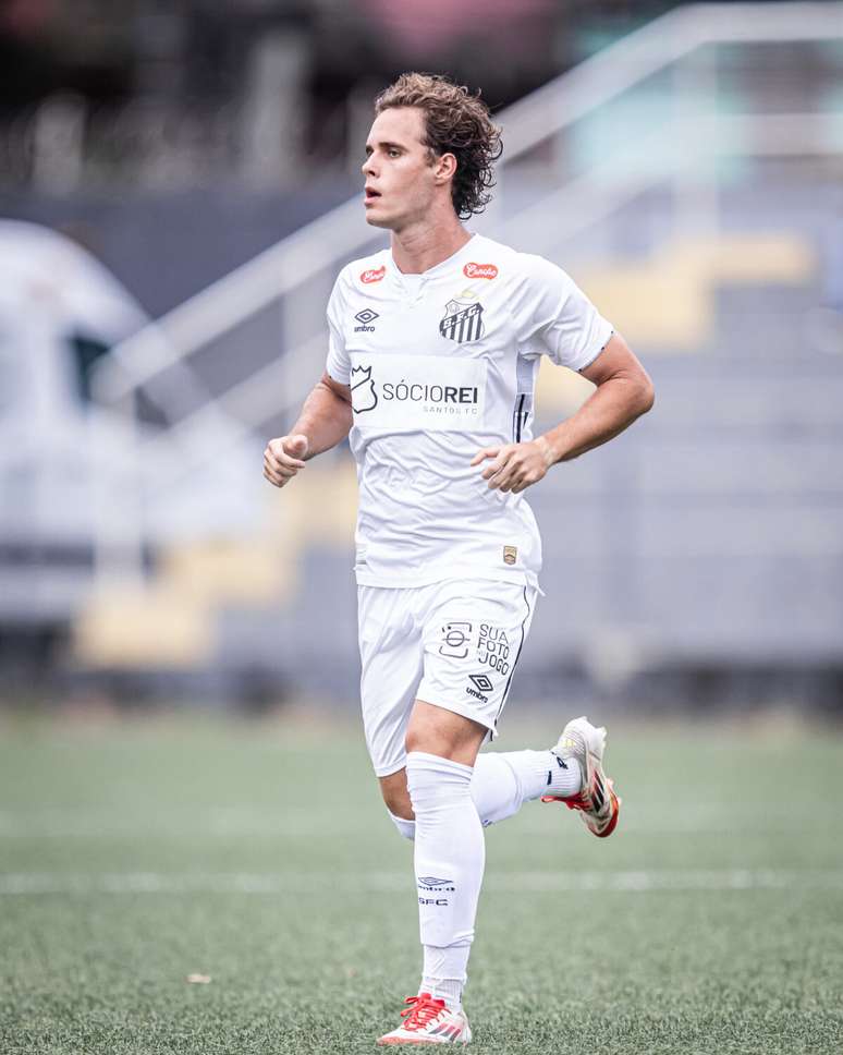 Bernardo em ação pelo Santos (Foto: Raul Baretta/Santos FC)
