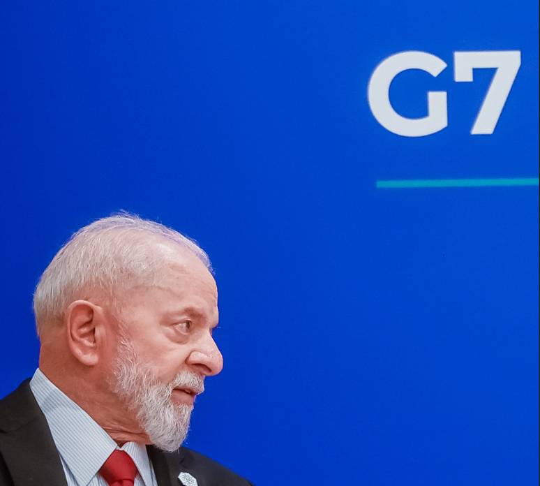 Lula vai à reunião do G7 no Canadá em meio a queda na popularidade