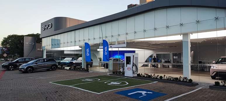 BYD e Tupi: quem usar o eletroposto uma vez não precisará mais fazer cadastro por app ou usar cartões