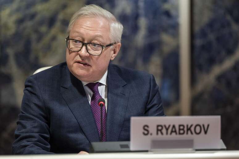 Vice-ministro das Relações Exteriores russo criticou possível intervenção militar americana no Irã
