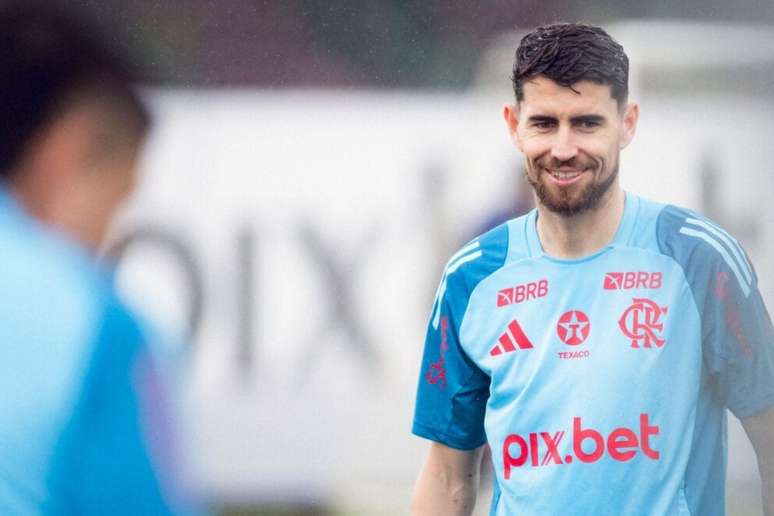 Jorginho, em treino do Flamengo