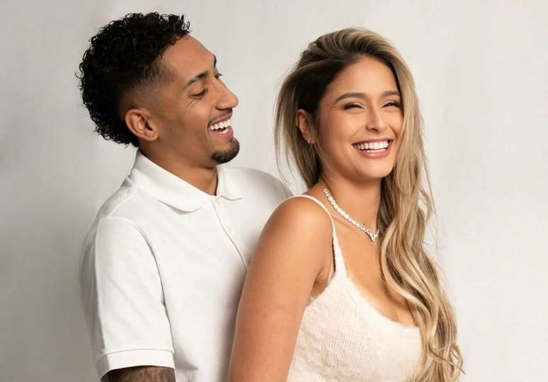 El éxito en el campo, Rashinha se casó con la modelo y hay un hijo, gel, 2 años. 