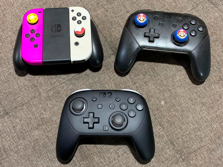 Controle Pro do Switch 2 ao lado de seus irmãos mais velhos