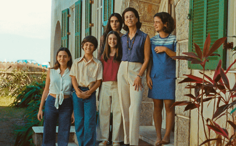 Em &ldquo;Ainda estou aqui&rdquo;, Eunice vive os desafios de criar seus filhos ap&oacute;s o desaparecimento de seu marido durante a Ditadura Militar 