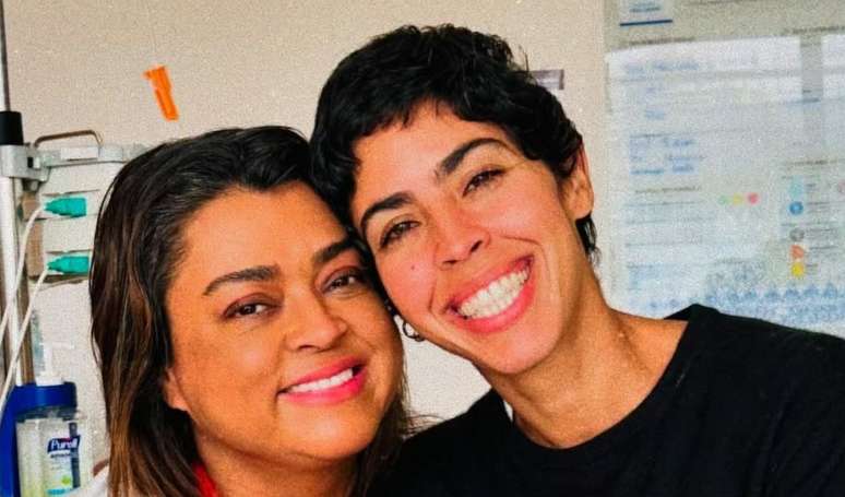 Como está Preta Gil? Bela Gil, irmã da cantora, chora ao falar sobre tratamento contra o câncer: 'Muito sofrimento para a vida dela'.