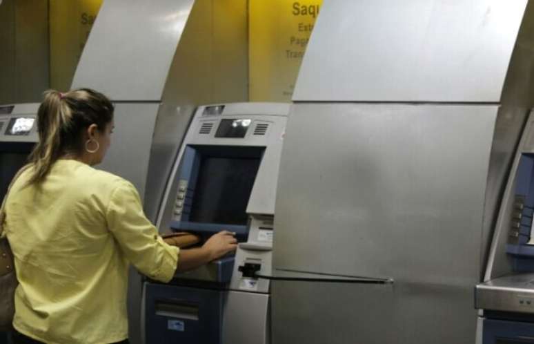 Agências bancárias do Brasil não abrem nesta quinta-feira, 19.
