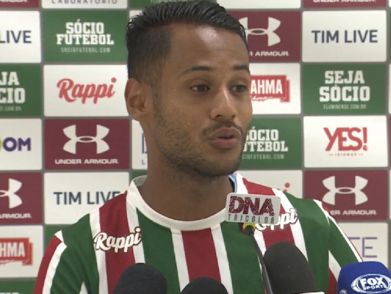 Matheus Gonçalves, em 2019, apresentado pelo Fluminense 