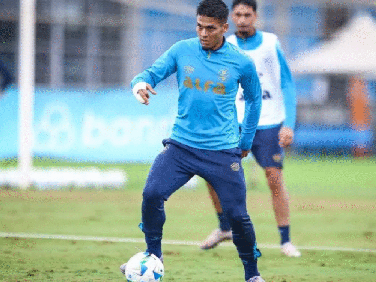 Matías Arezo atacante do Grêmio 