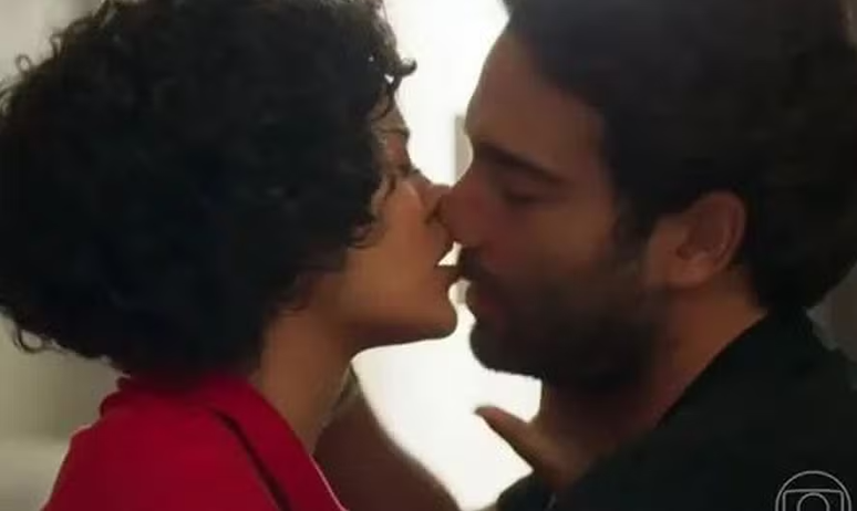 Bella Campos e Humberto Carrão