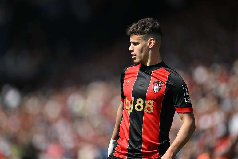 Milos Kerkez fez boa temporada pelo Bournemouth, 9º lugar da Premier League – 