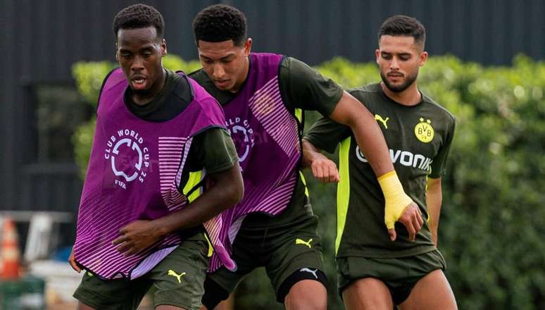 Borussia vai em busca da primeira vit&oacute;ria no Mundial &ndash;