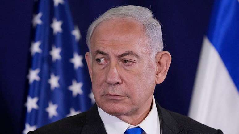 Netanyahu justificou ofensiva afirmando que Irã pode produzir arma nuclear em 'pouco tempo'