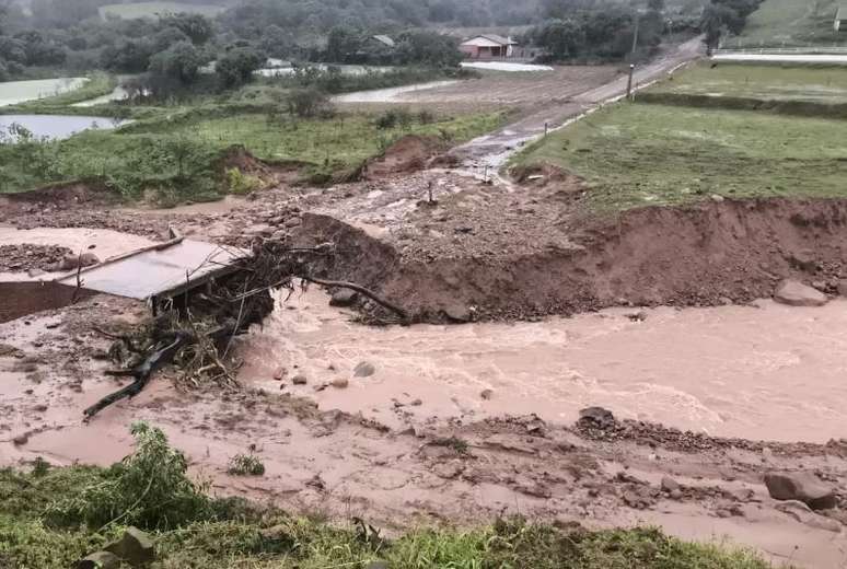 Município de Dona Francisca decretou situação de emergência devido ao alto volume de chuva.