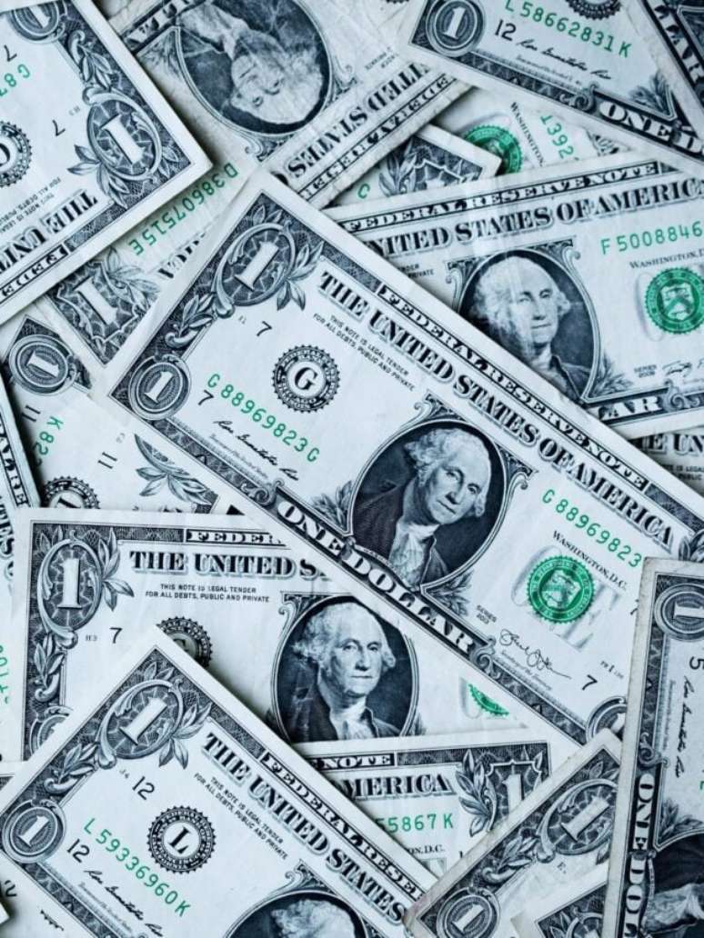 Dólar. Foto: Pixabay.